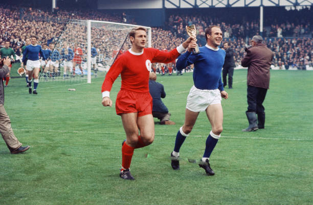 对他有极大 对他有极大