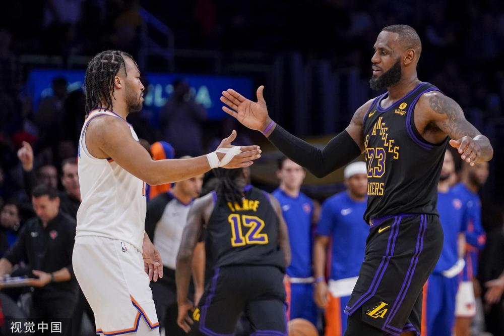 对于他来说 对于他来说