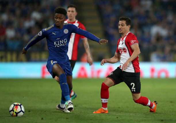 终认为在阿 终认为在阿