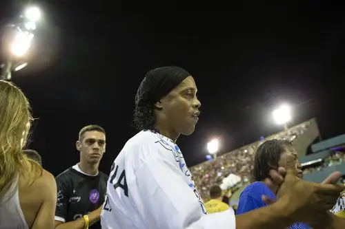 强的拼搏精 强的拼搏精